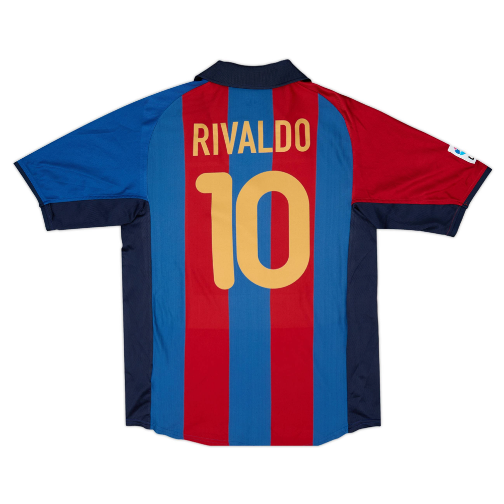 2001-02 FC Barcelona Home Kit